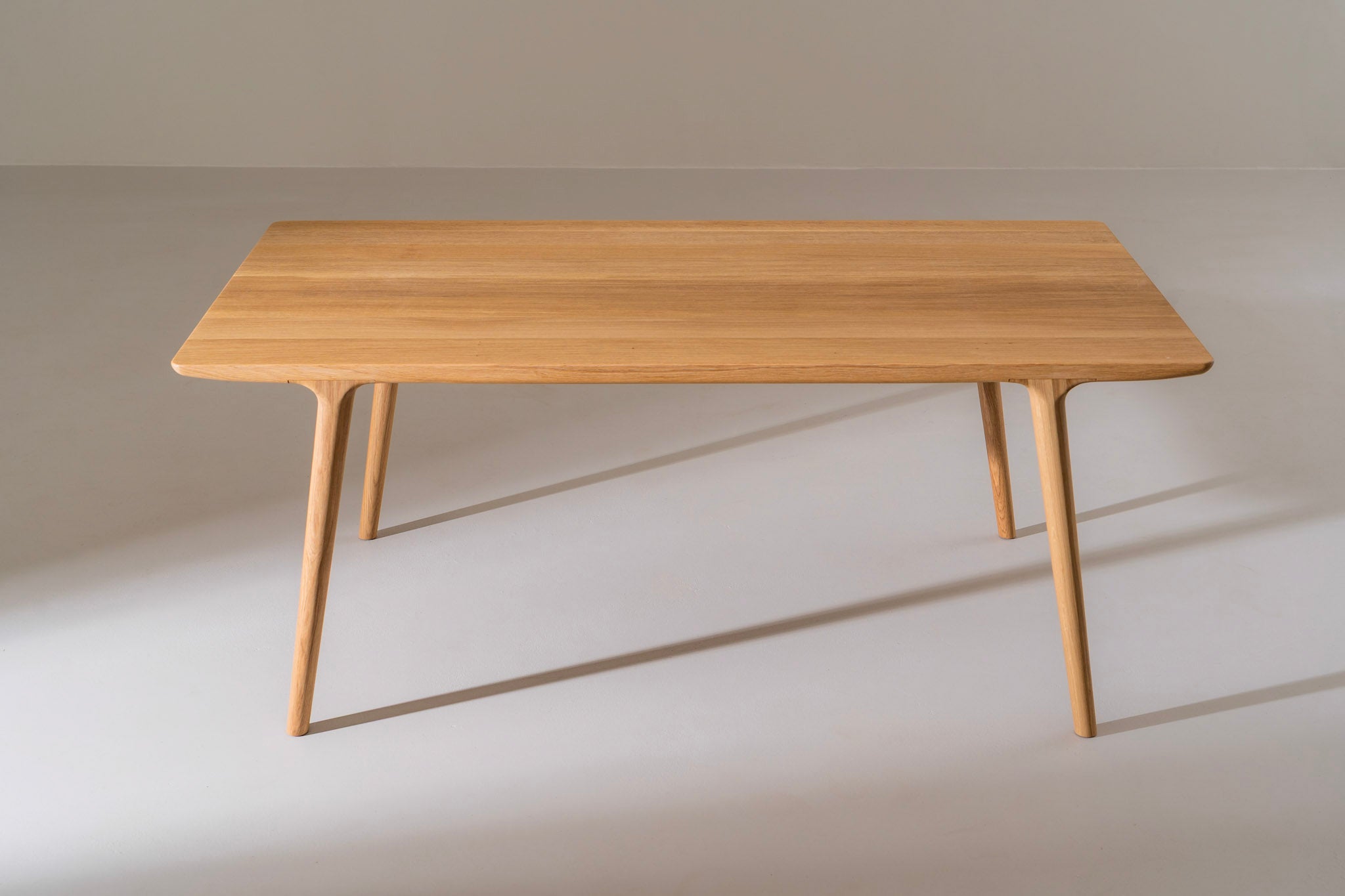 BRUNO Eettafel van eikenhout