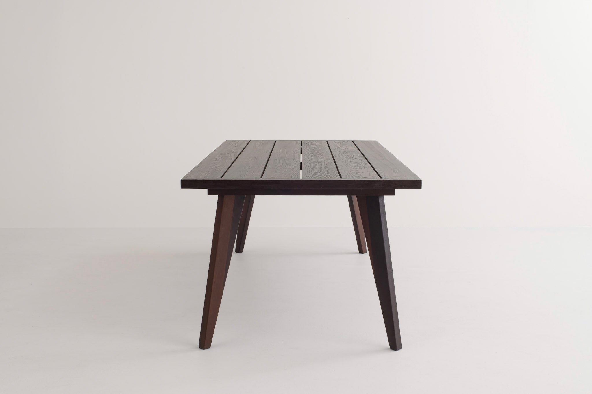 Amber | Outdoor Smoked Ash Dining Table