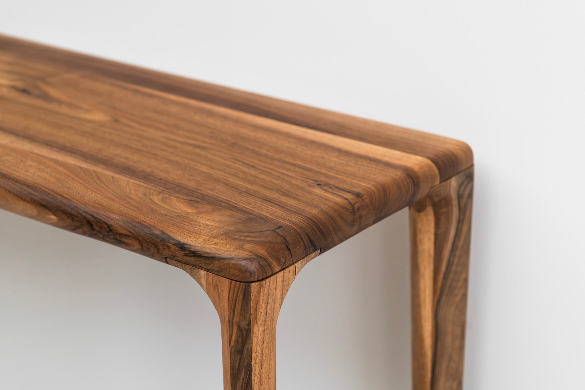 LÜNA | Table Console en Noyer