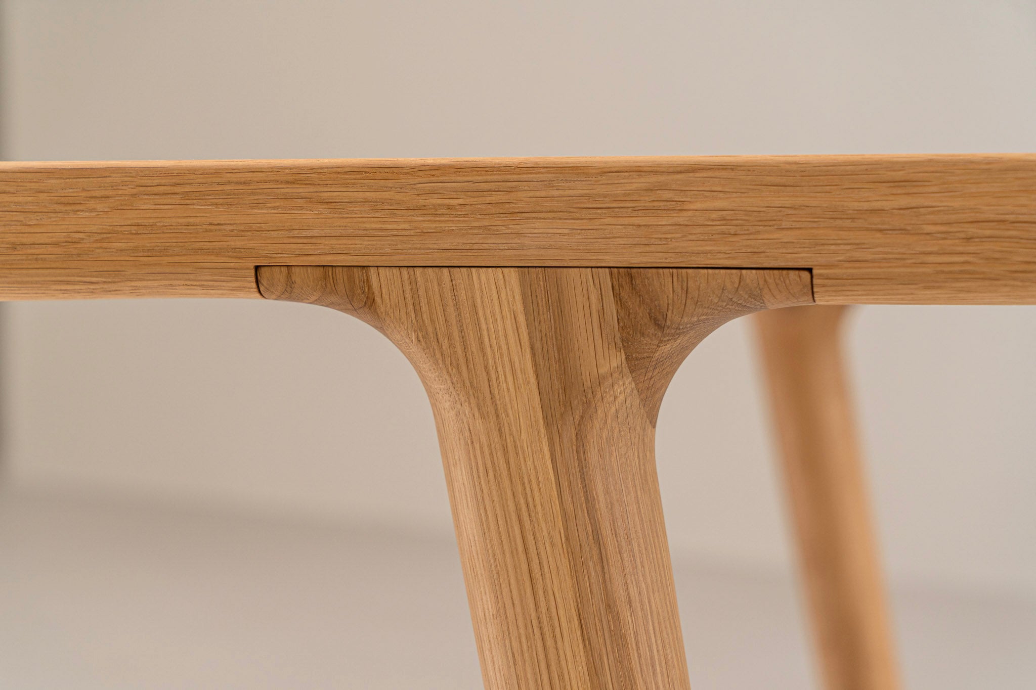 BRUNO Eettafel van eikenhout