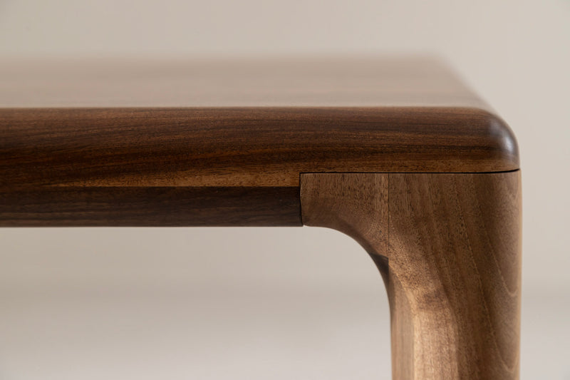 LÜNA S Eettafel