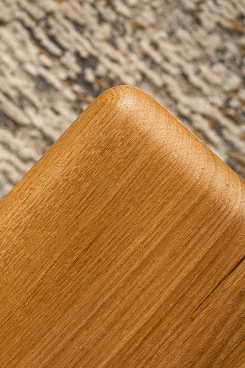 Finition à la cire dure écologique pour une protection durable.