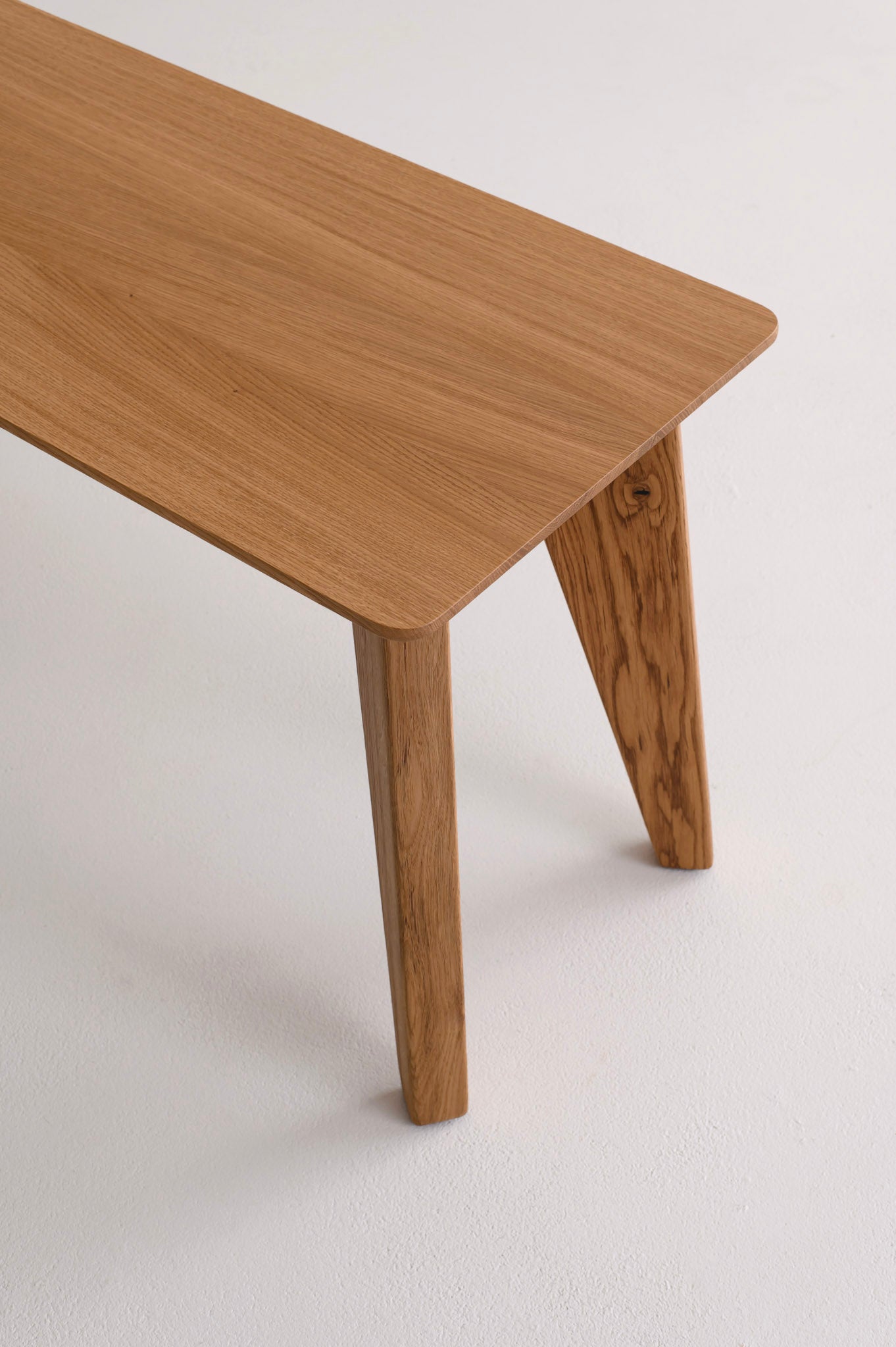 AMBER | Bank aus Nussbaum