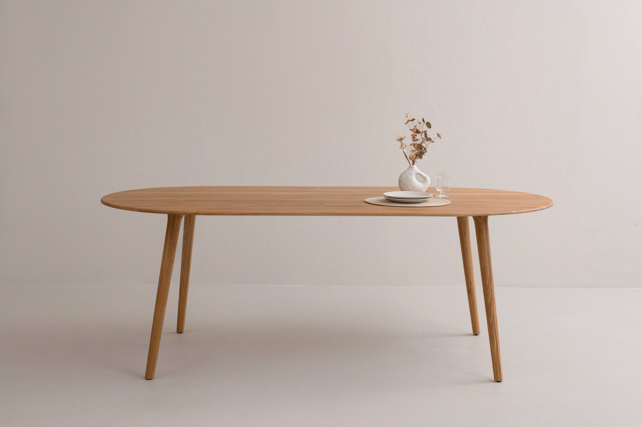 LUCIA Oval Dining Table