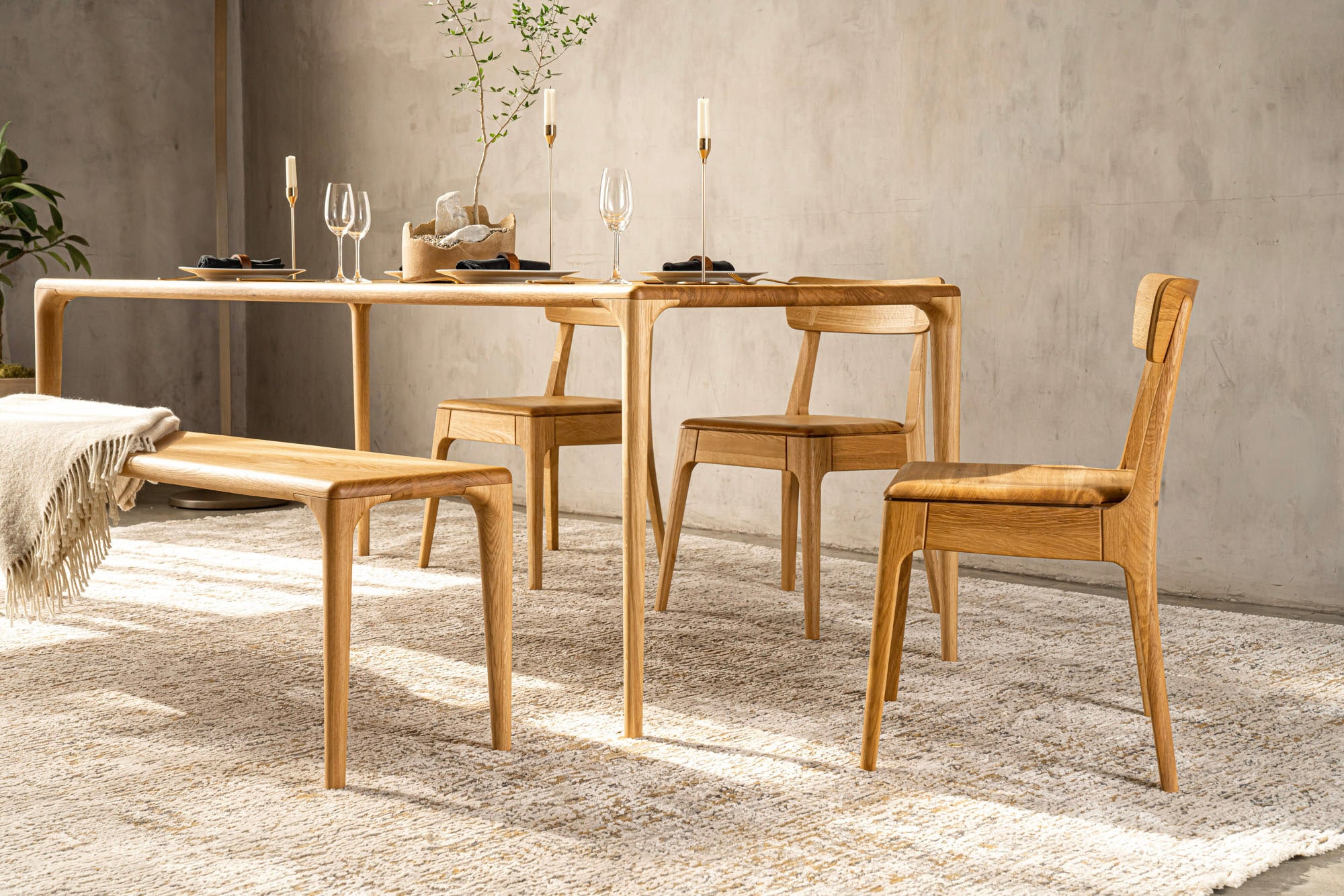 LÜNA Dining Table image 64