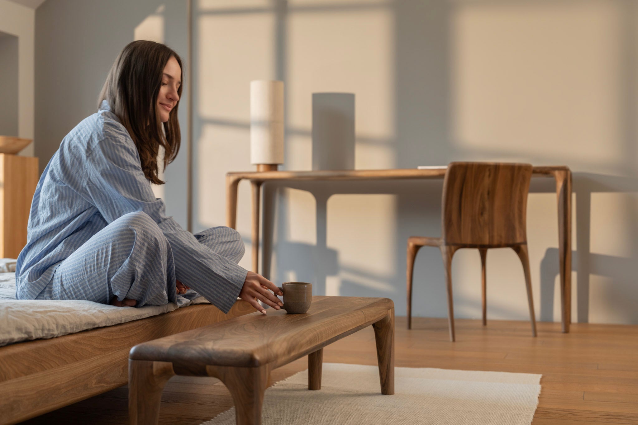 LÜNA | Table Console en Noyer