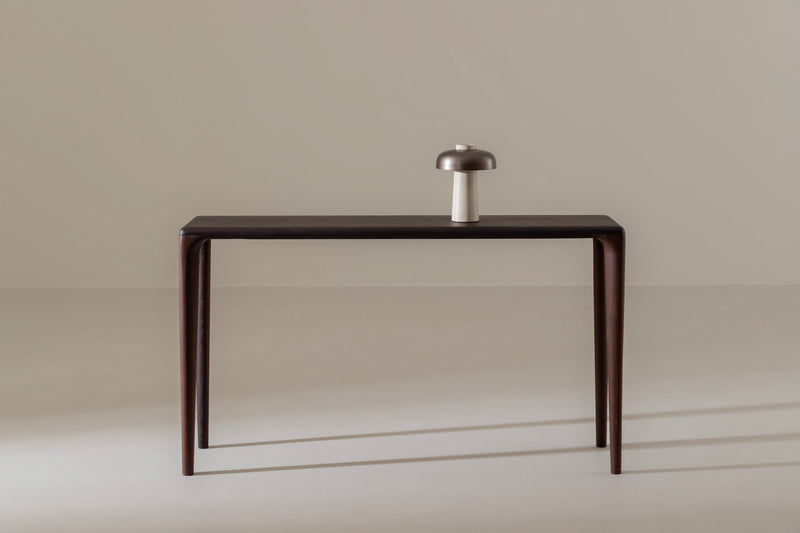 LÜNA Table Console 