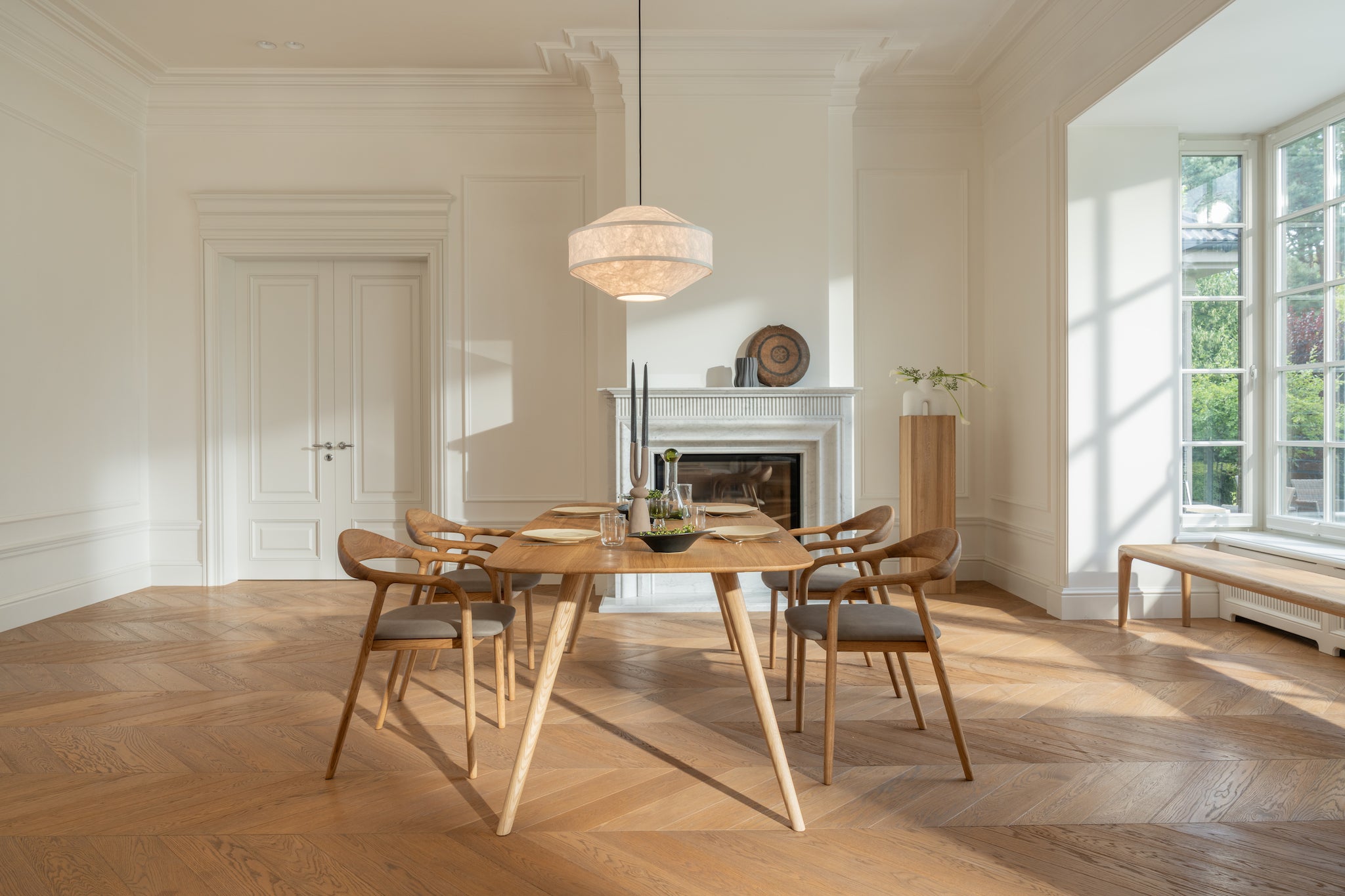 TAVI | Dining Table image 19