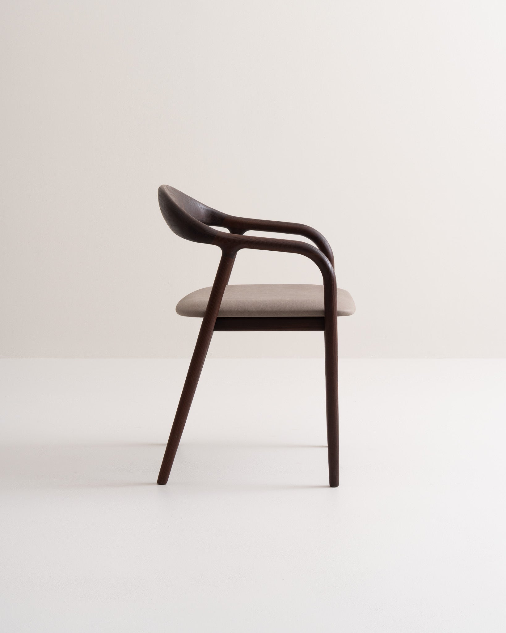 LELA | Chair image 27