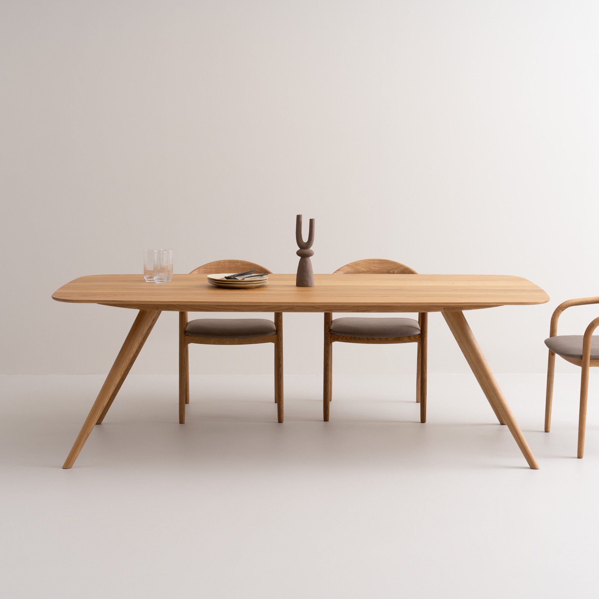 TAVI | Dining Table image 36