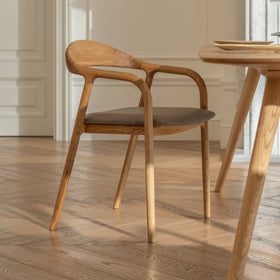 LELA | Chair image 2