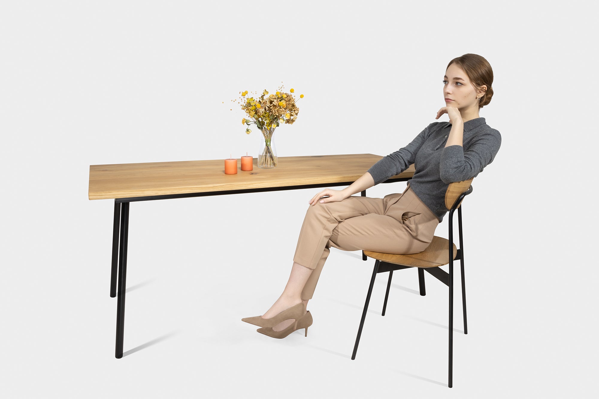 MIRA Table de salle à manger