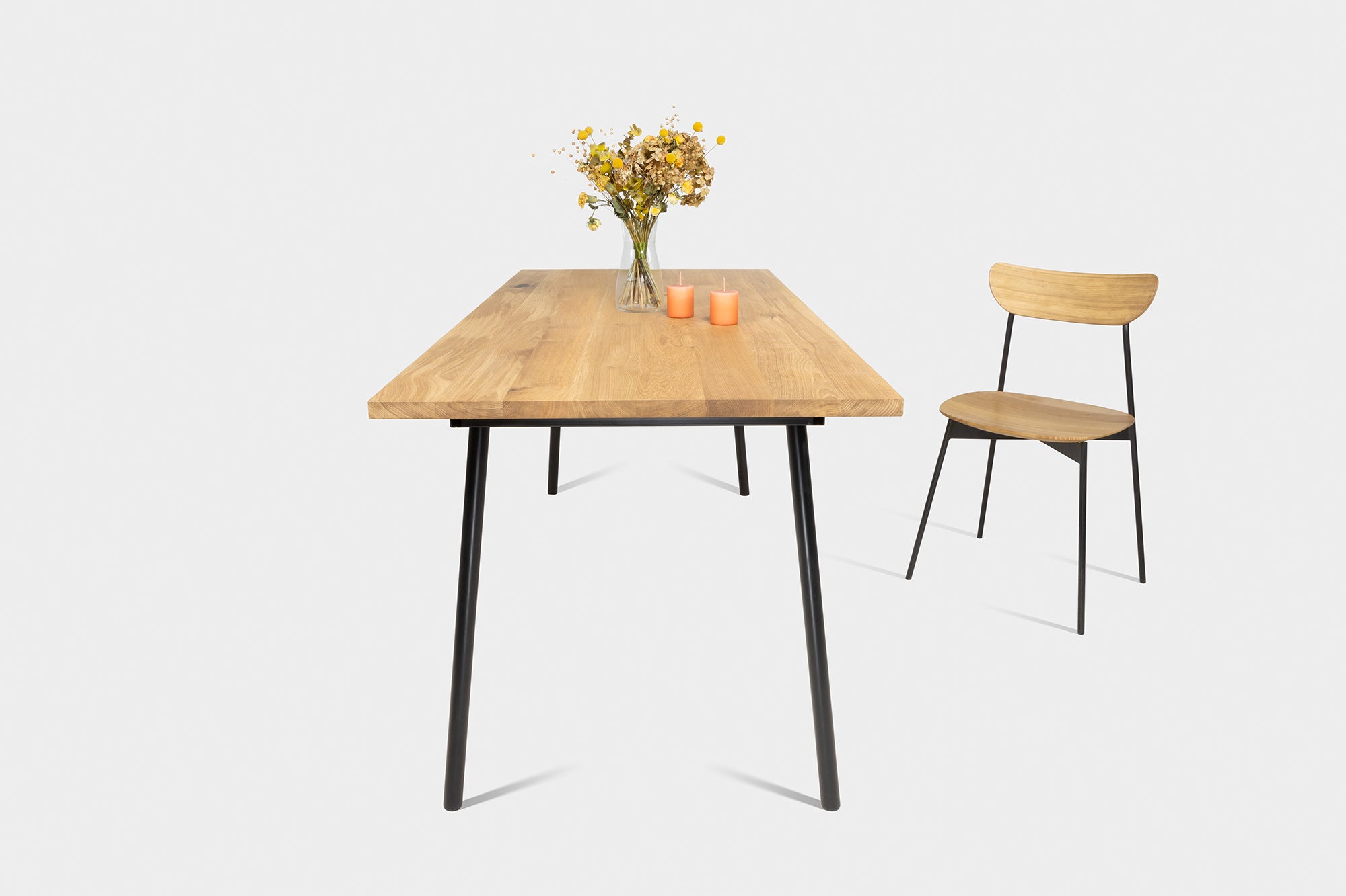 MIRA Table de salle à manger